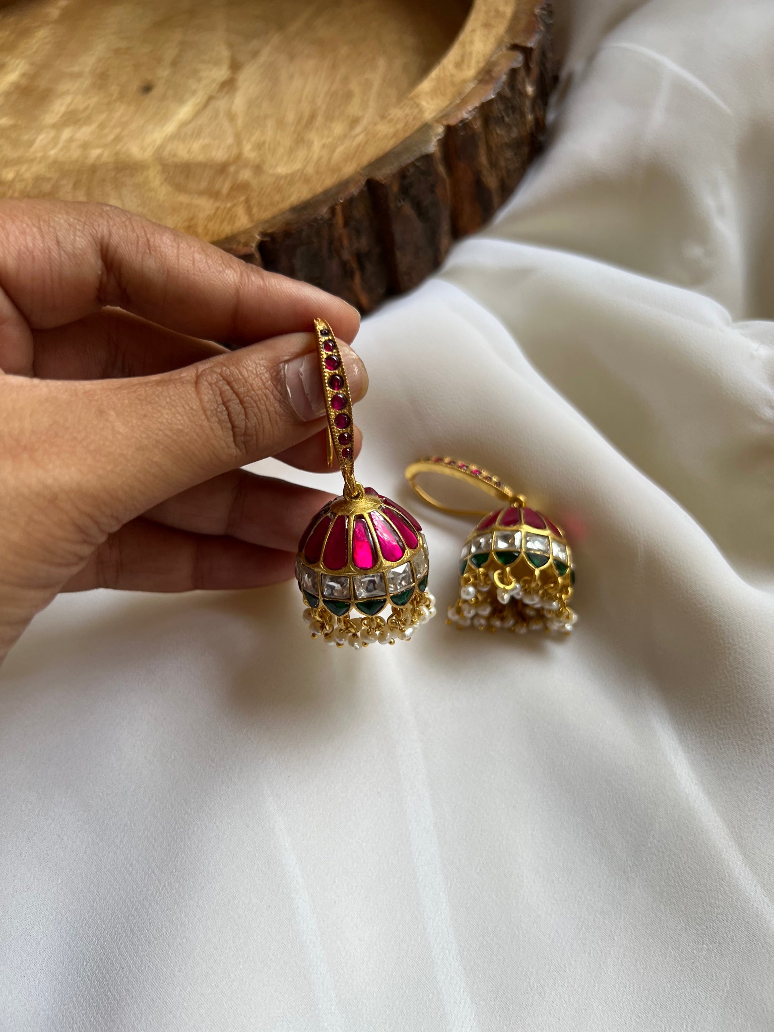 Kundan hook Jhumkas