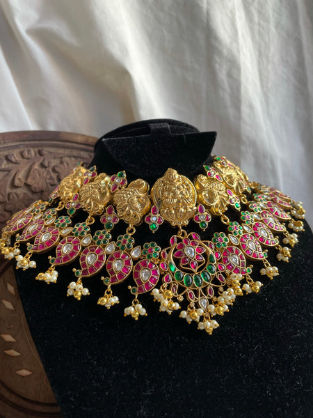 Full neck choker with Nagas Lakshmi and Kundan manga