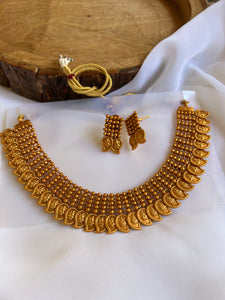 Matte Kerala style necklace with studs