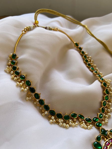 Kundan flower necklace
