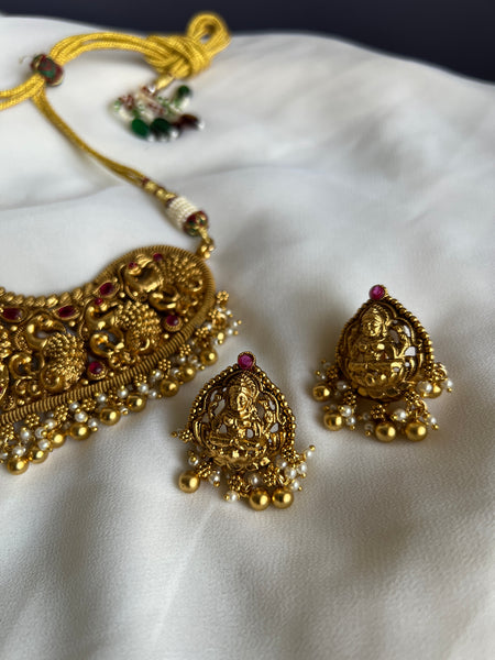 Kemp Lakshmi stiff choker with studs