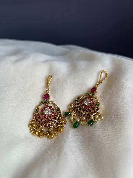Kemp flower with oval stone Tika