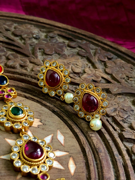 Grand navaratna necklace set