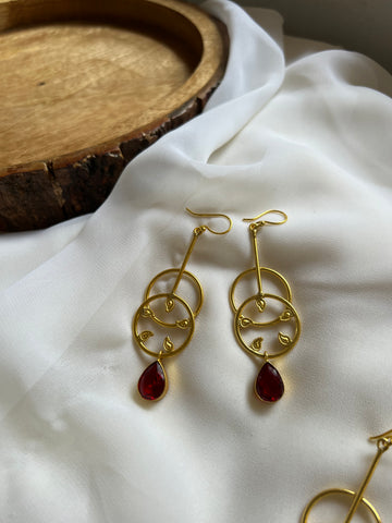 Round loop stone drops