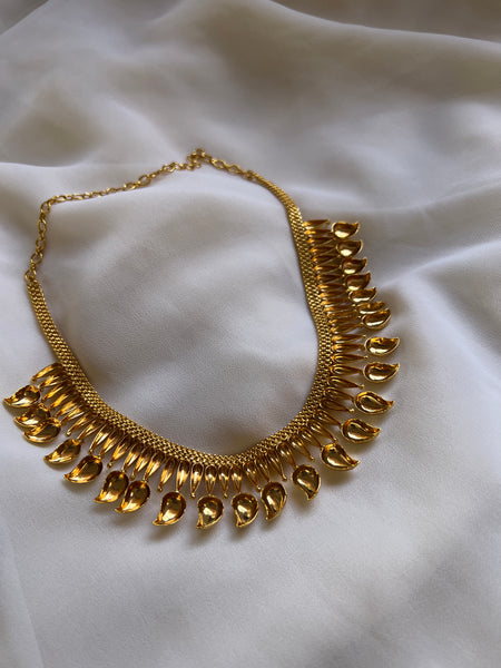 Kerala style manga mullamottu necklace