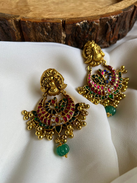 Nagas peacock Kundan Chaandbalis