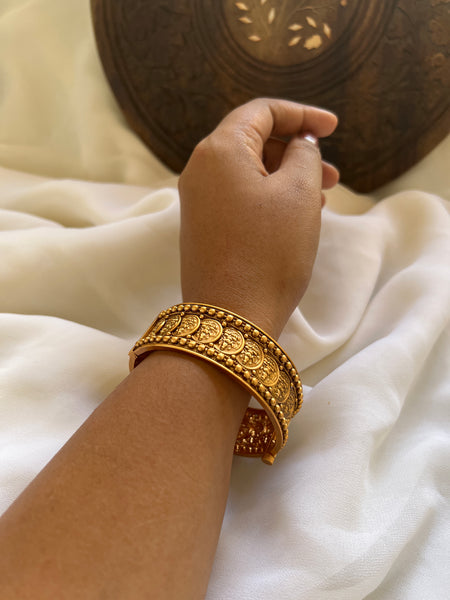 Matte Lakshmi bangles set to 2