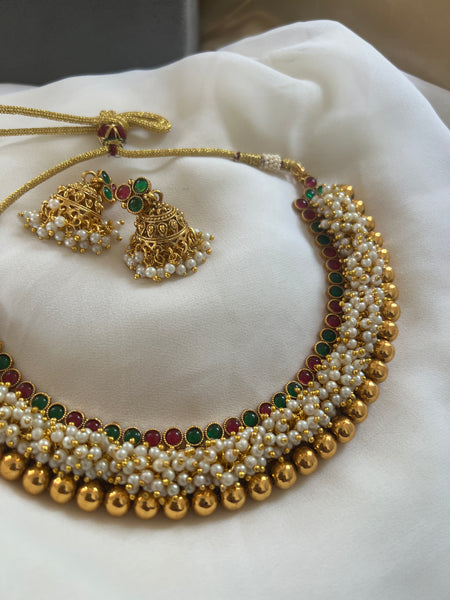 Kemp cluster necklace with jhumkas