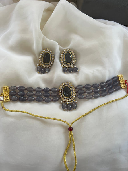 Carved stone regal choker set
