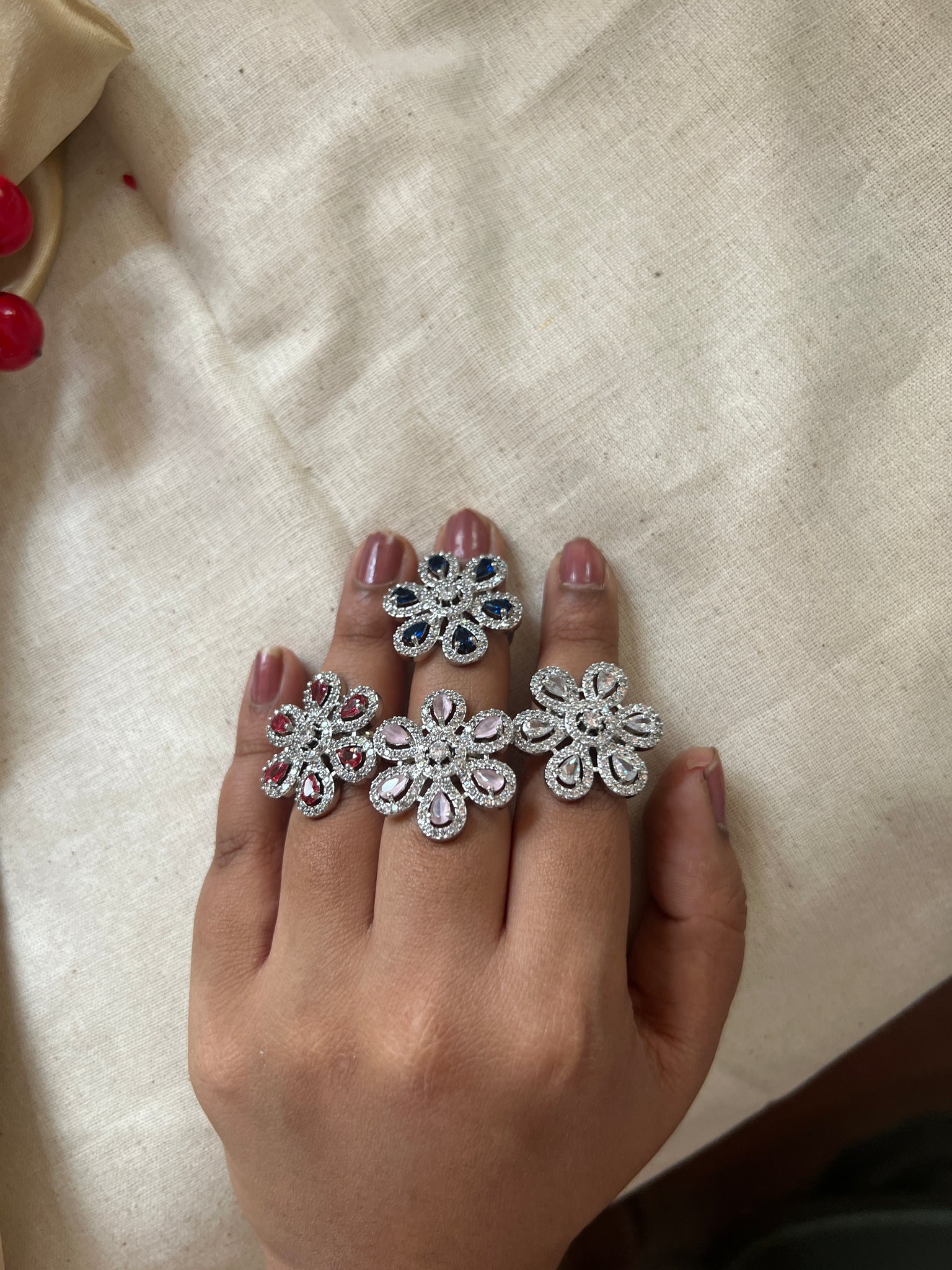 Stone flower adjustable ring