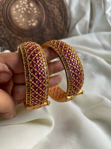 Premium Kemp bangles set of 2
