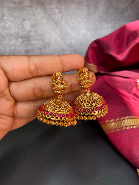 Small cutwork Lakshmi kemp jhumkas