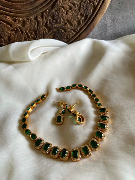 Kemp necklace with ad stone details(4 Colors)