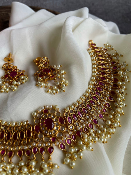 Ruby guttapusalu necklace with earrings