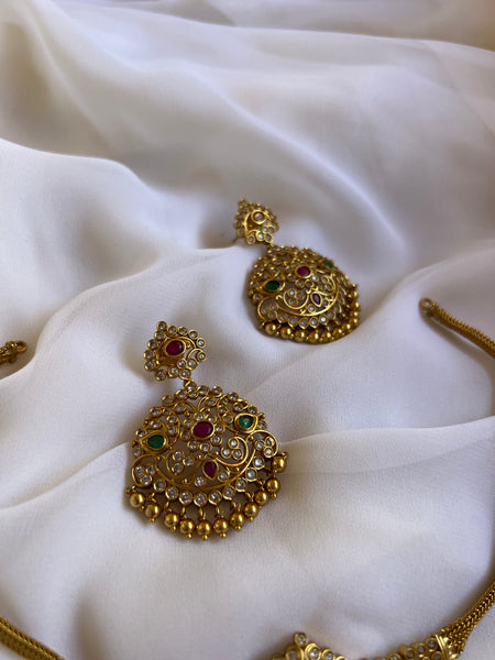 Antique cutwork necklace with earrings