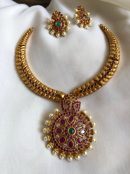 Kemp chakra pendant stiff necklace with studs