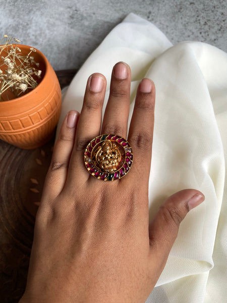 Kemp Nagas Lakshmi ring