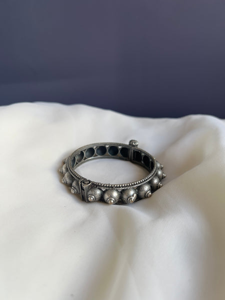 Dome style kada