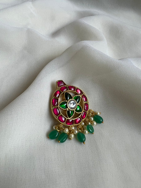 Kundan flower pendant/tika