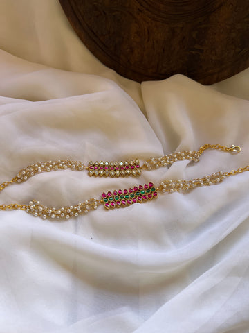 Delicate Kundan Pearl choker