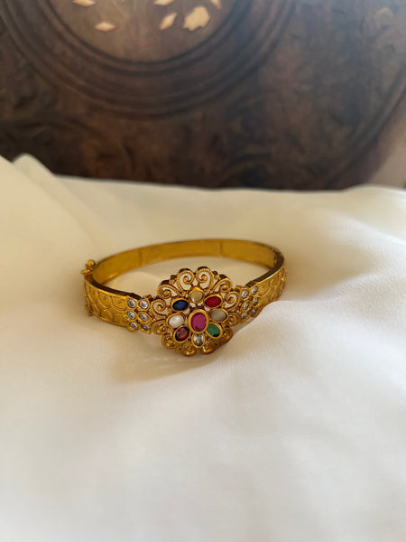 Premium Navaratna flower kada