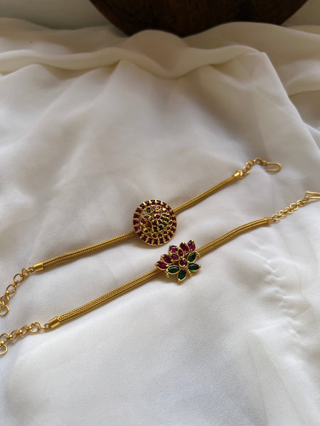 Kemp pendant bracelet