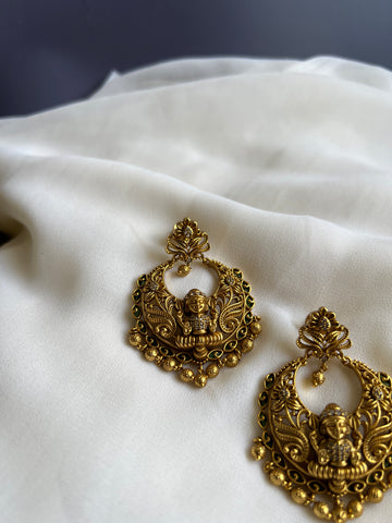 Antique Lakshmi Chaandbalis