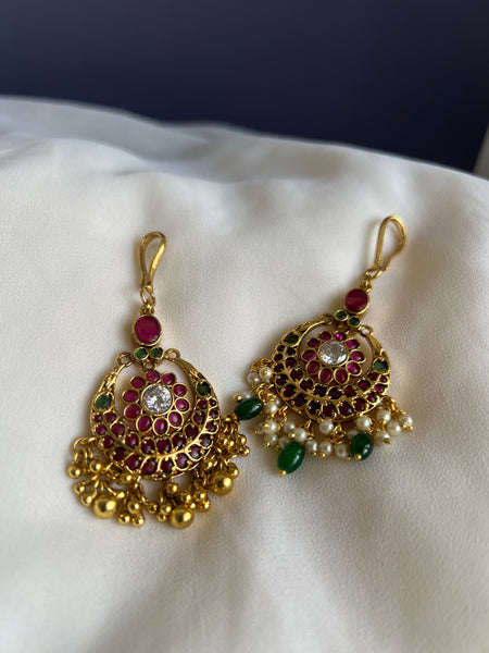 Kemp flower with oval stone Tika