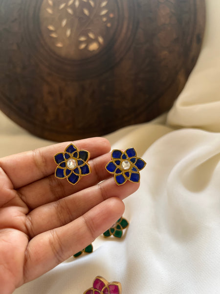 Kundan flower studs
