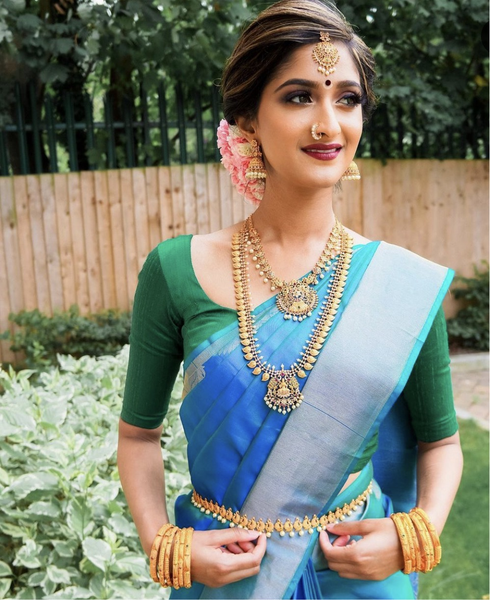 Lakshmi paisley necklace set