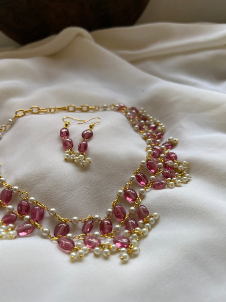 Bead Pearl necklace with hook earrings