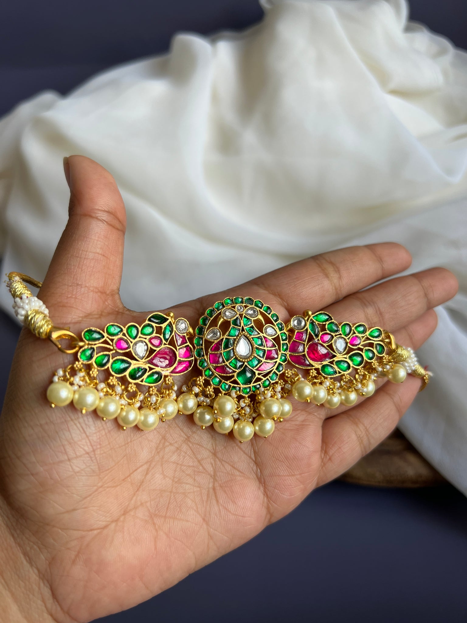 Annam delicate Kundan choker