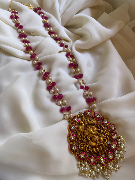 Oversized Ganesha pendant Haram