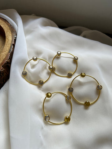 Stone loop studs