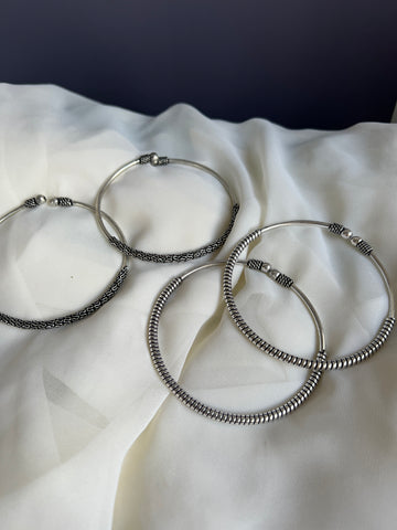 Oxidised leg kada