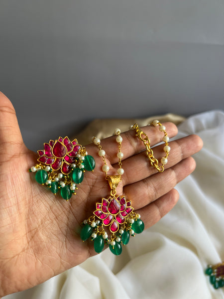 Kundan lotus pendant with earrings