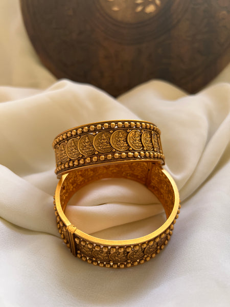 Matte Lakshmi bangles set to 2