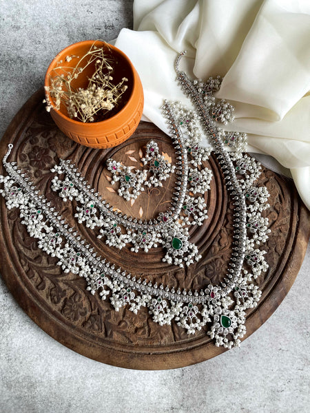 Classic Guttapusalu with earrings  (gold/silver )