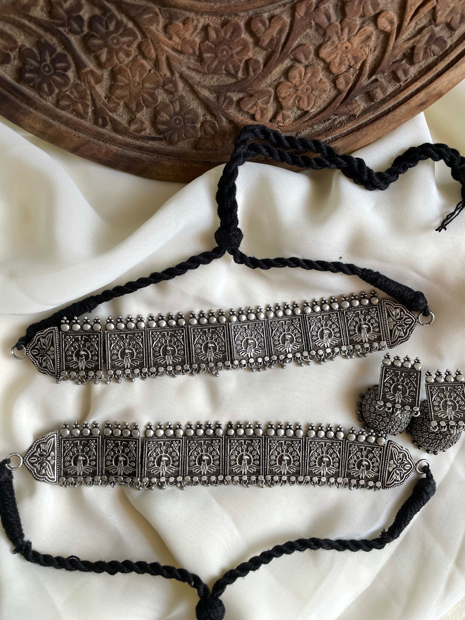 Pure silver look alike choker with jhumkas