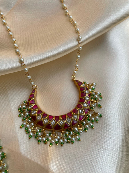 Kundan chaand pendant maala