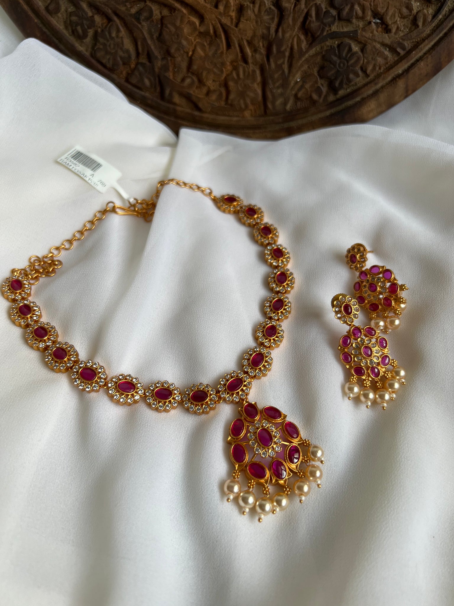 Kemp stone necklace with pendant with earrings House of Jhumkas