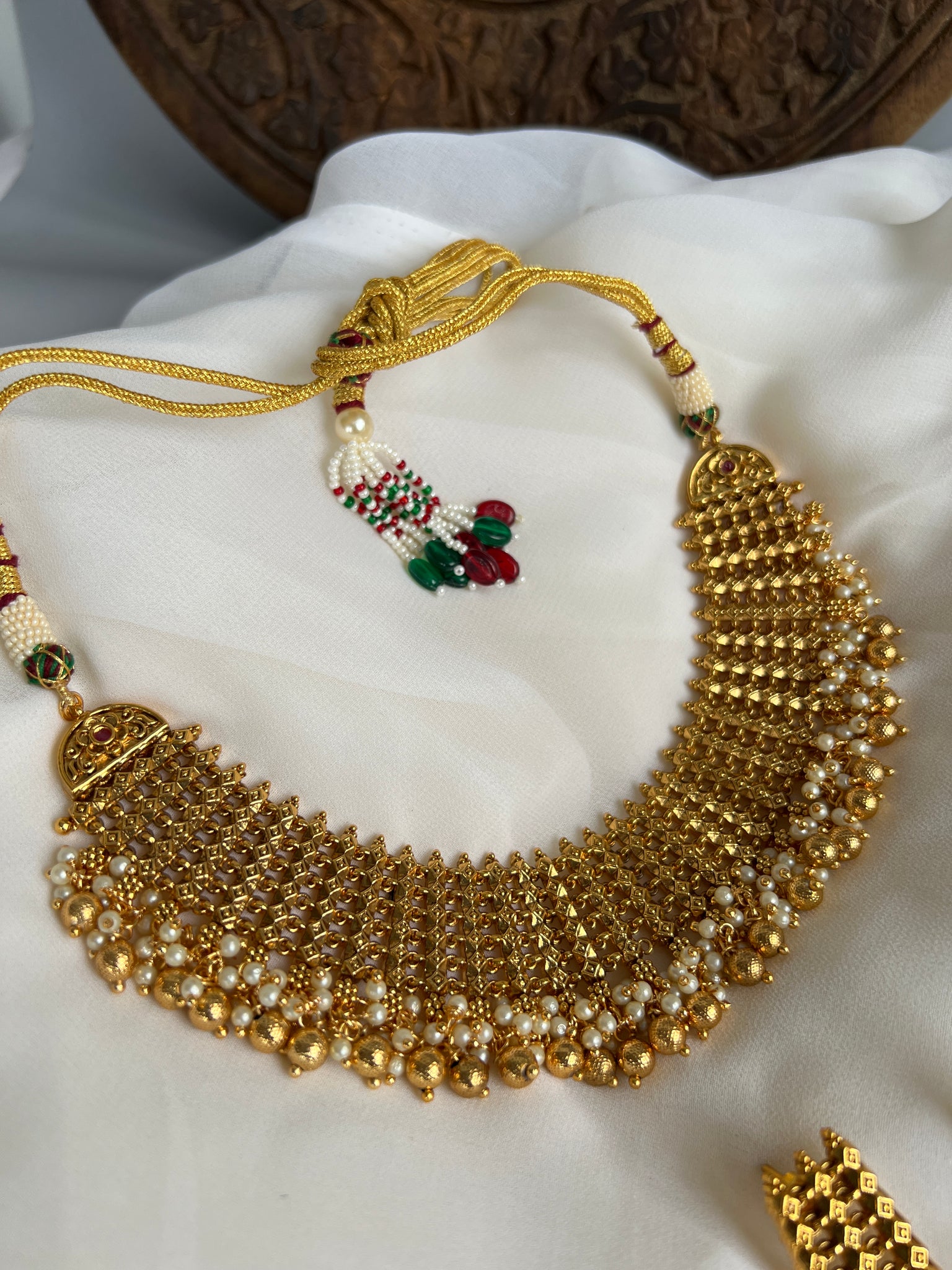Designer matte Jaali necklace set