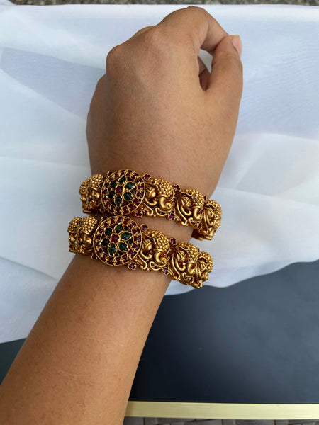 Bridal kemp flower bangles - set of 2