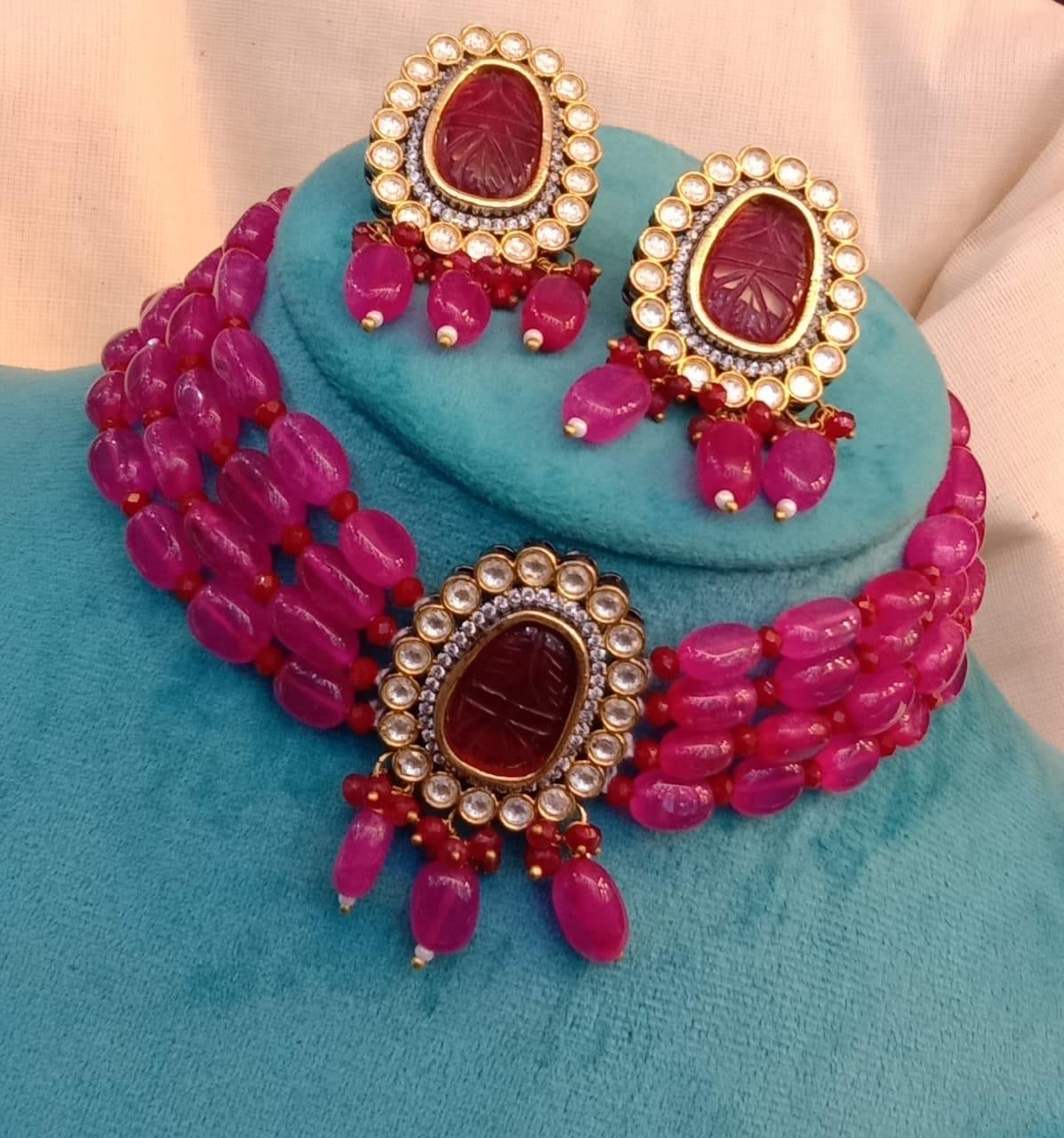 Carved stone regal choker set