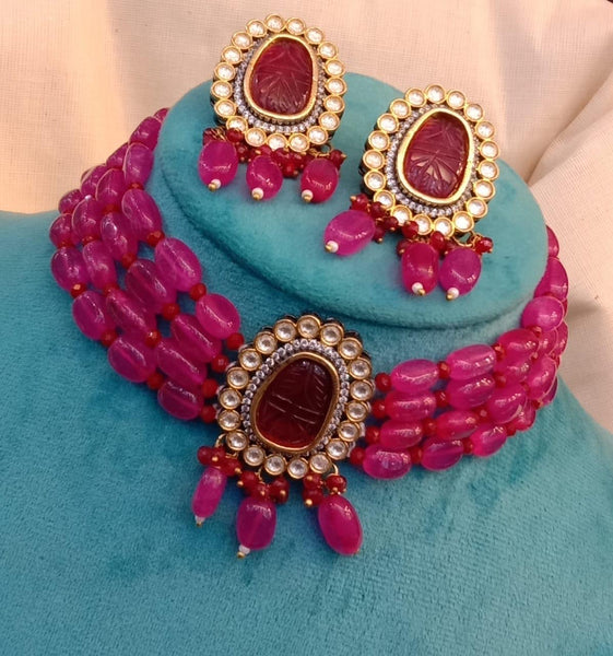 Carved stone regal choker set