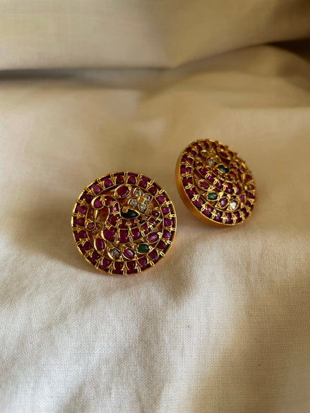 Kemp Mayil studs