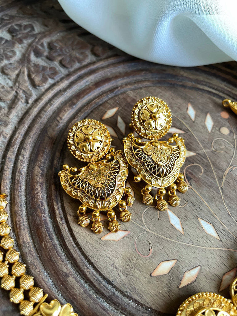 Buy Gold Hanging Earrings Online for Ladies- Vaibhav Jewellers