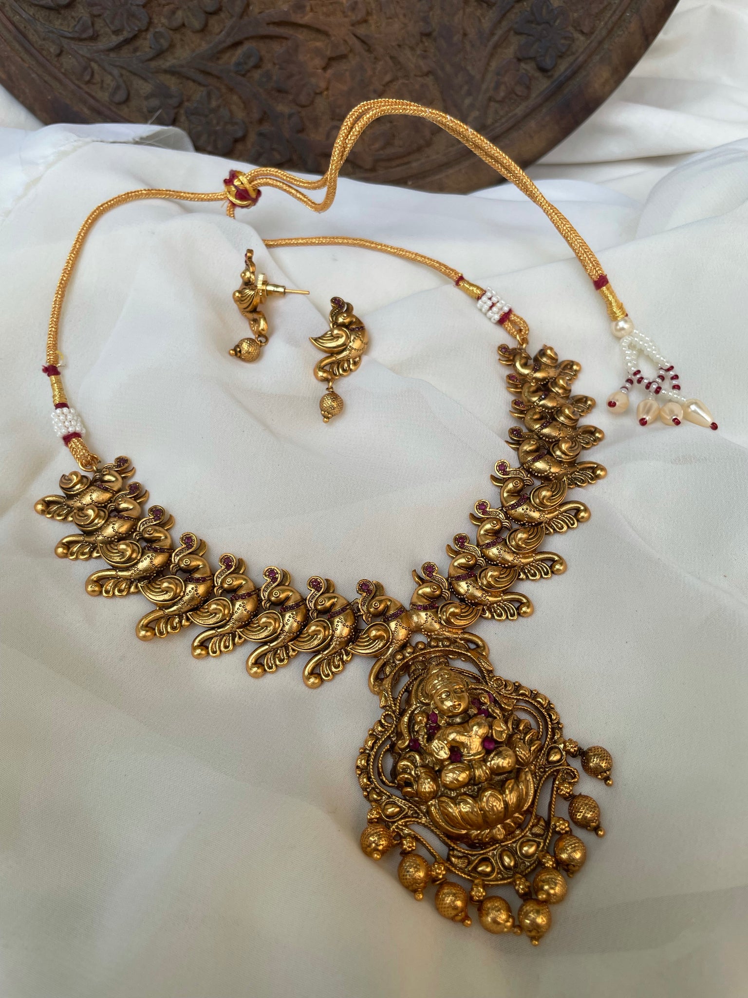 Nagas Lakshmi peacock necklace with studs