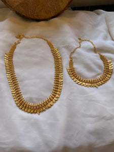 Gold Lakshmi manga Kerala style necklace