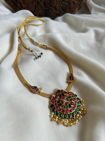 Kundan floral pendant necklace